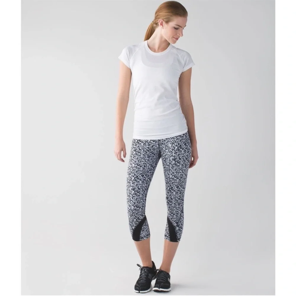 Lululemon Run Inspire Crop II Luxtreme Mini Brushed Animal Black White Leggings